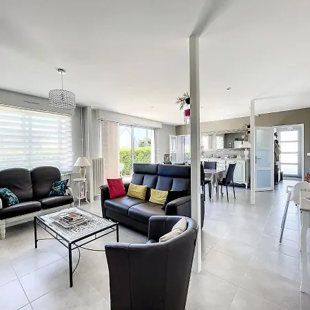 Ferienhaus Maison 3 A 100m De La Avec Grande Terrasse, Jardin Clos Et Parking - - Fr-1-361-429 *