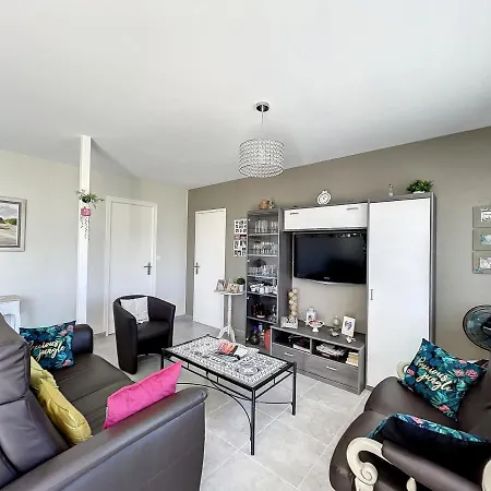 Maison 3 A 100m De La Avec Grande Terrasse, Jardin Clos Et Parking - - Fr-1-361-429 * Jullouville-les-Pins