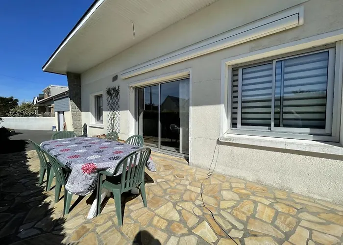Сasa de vacaciones Maison 3 A 100m De La Avec Grande Terrasse, Jardin Clos Et Parking - - Fr-1-361-429 *