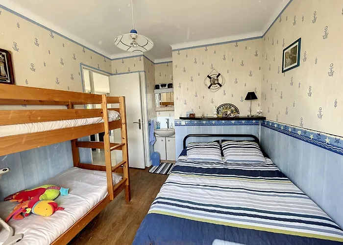 Сasa de vacaciones Maison 3 A 100m De La Avec Grande Terrasse, Jardin Clos Et Parking - - Fr-1-361-429 *